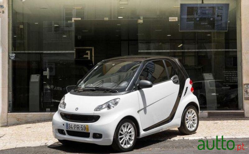 2011' Smart Fortwo 0.8 Cdi Passion 45 photo #1