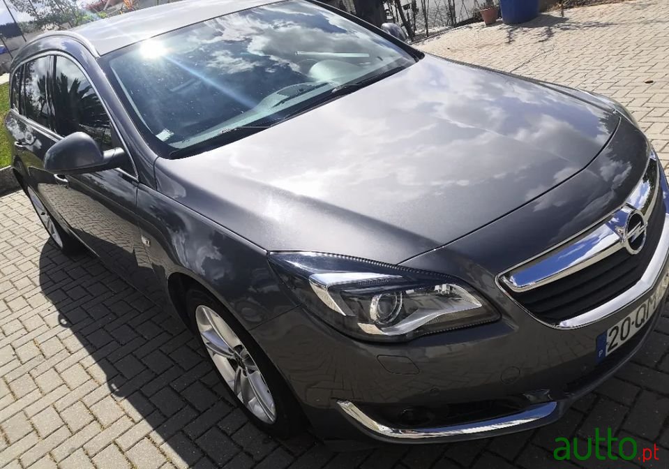 2015' Opel Insignia Sports Tourer photo #6