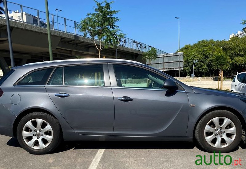 2015' Opel Insignia Sports Tourer photo #5