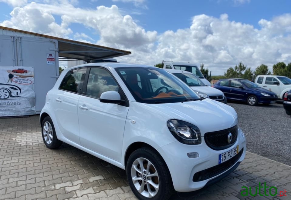 2015' Smart Forfour photo #3