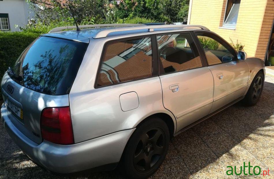 1996' Audi A4 Avant photo #3