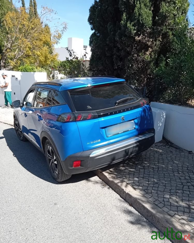 2022' Peugeot e-2008 Allure Pack photo #4