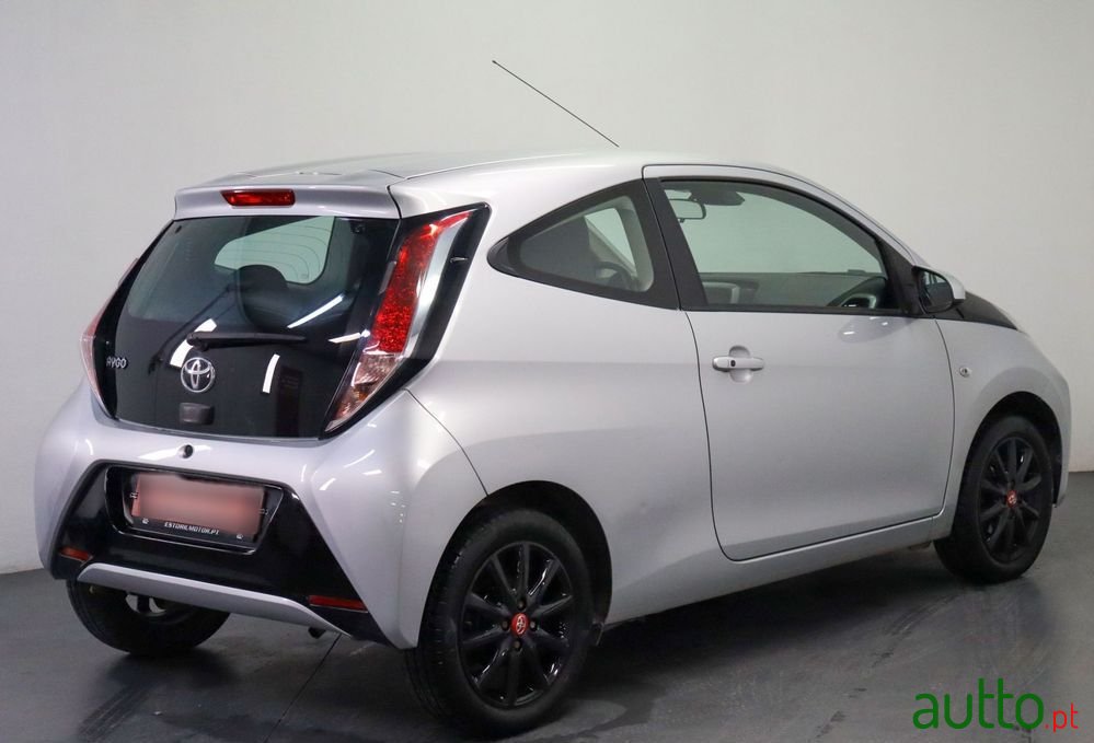 2018' Toyota Aygo photo #3
