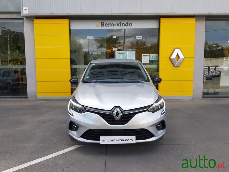 2021' Renault Clio photo #2