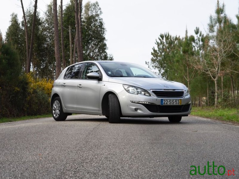 2017' Peugeot 308 photo #3