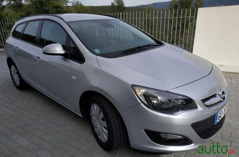 2016' Opel Astra Sports Tourer photo #2