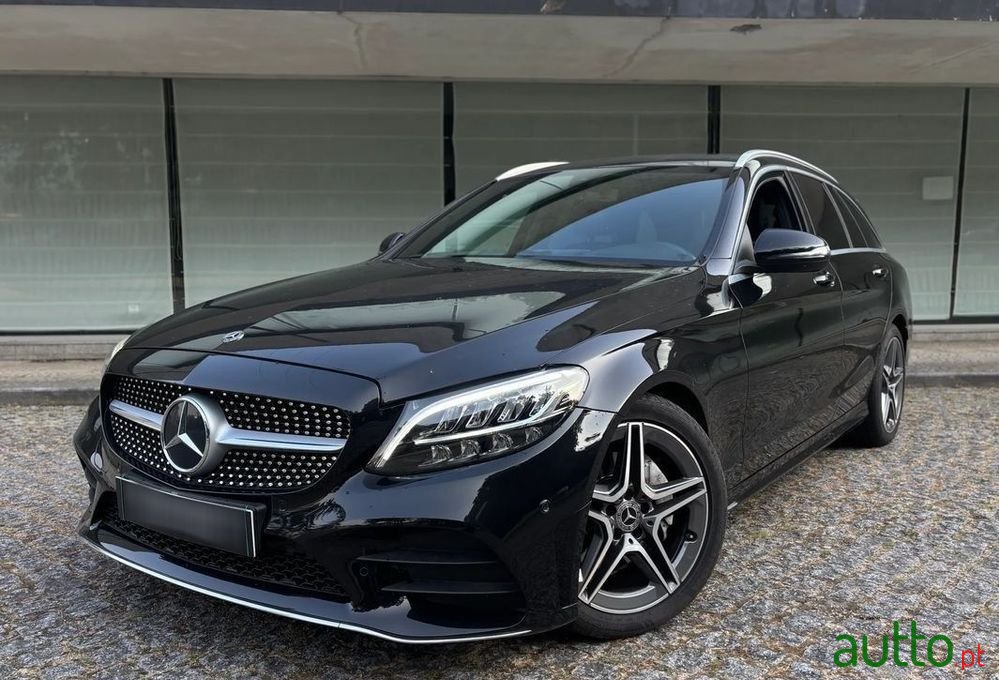 2018' Mercedes-Benz Classe C photo #1