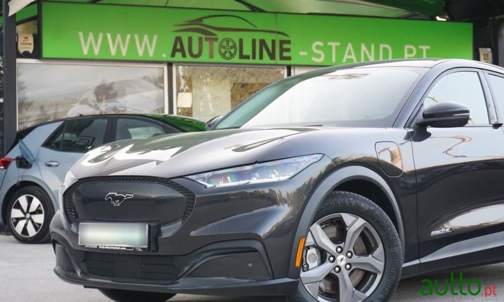 2022' Ford Mustang Mach-E Alargada photo #5