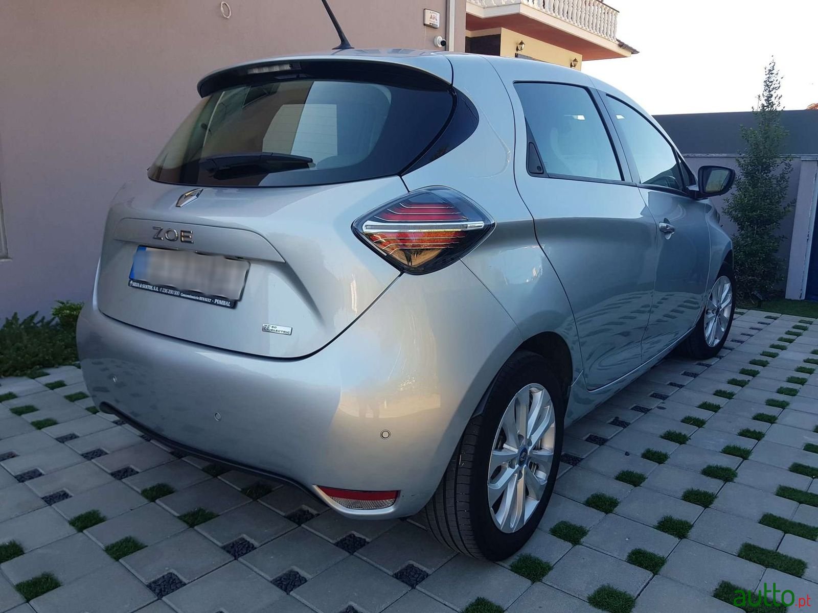 2020' Renault Zoe photo #2