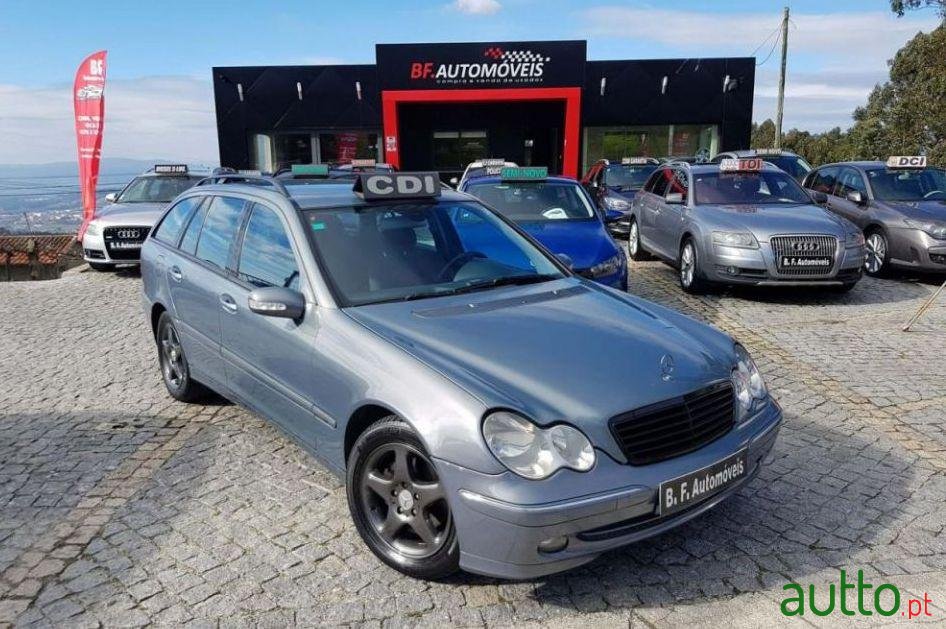 2003' Mercedes-Benz C-220 Cdi Avantgarde photo #1