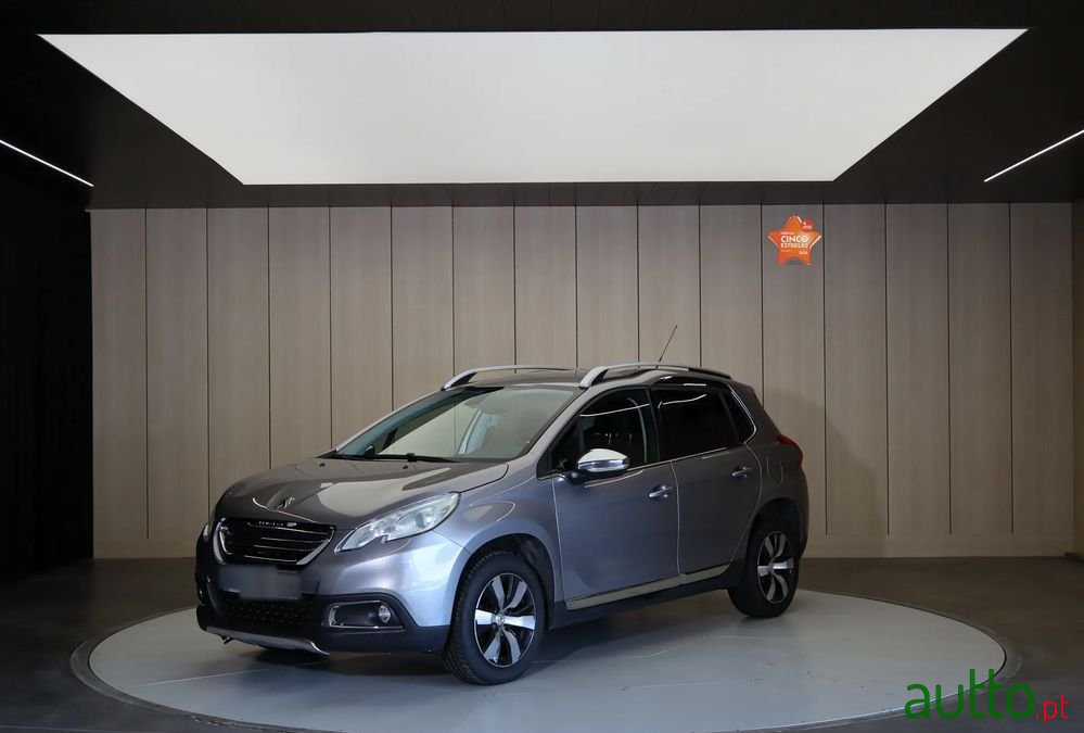 2014' Peugeot 2008 photo #1