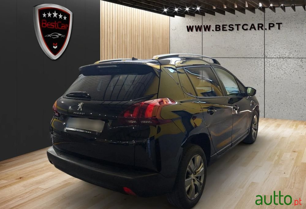 2017' Peugeot 2008 photo #3