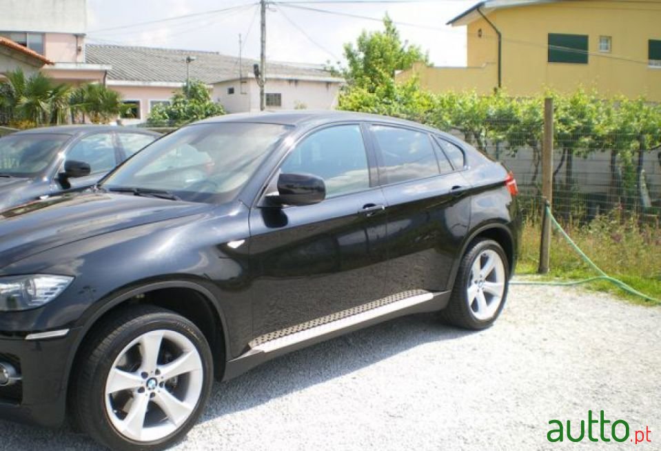2010' BMW X6 photo #5
