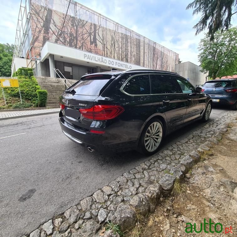 2017' BMW 520 photo #4