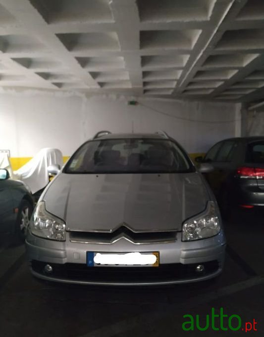 2004' Citroen C5 Tourer photo #4