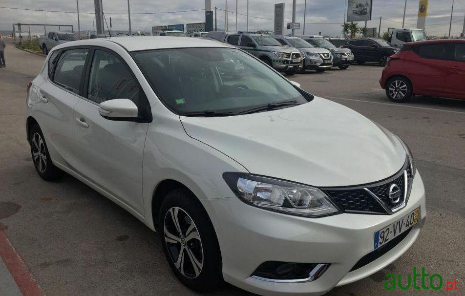 2017' Nissan Pulsar photo #2