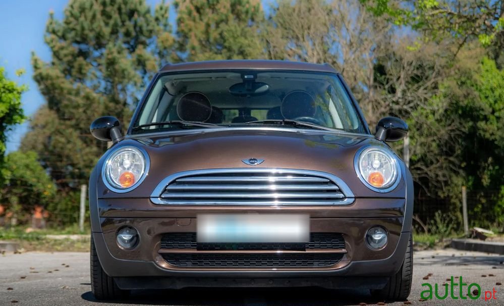 2008' MINI Clubman Cooper D photo #1