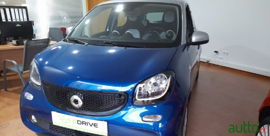 2018' Smart Forfour Passion photo #1