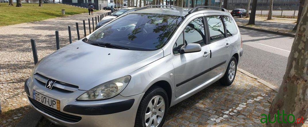 2003' Peugeot 307 Sw photo #1