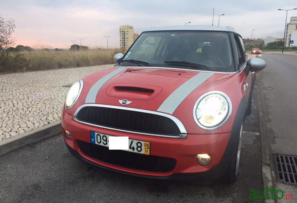 2008' MINI Clubman Cooper S photo #1