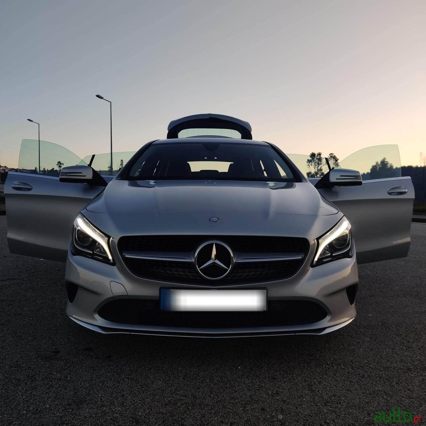 2017' Mercedes-Benz Cla-200 photo #6