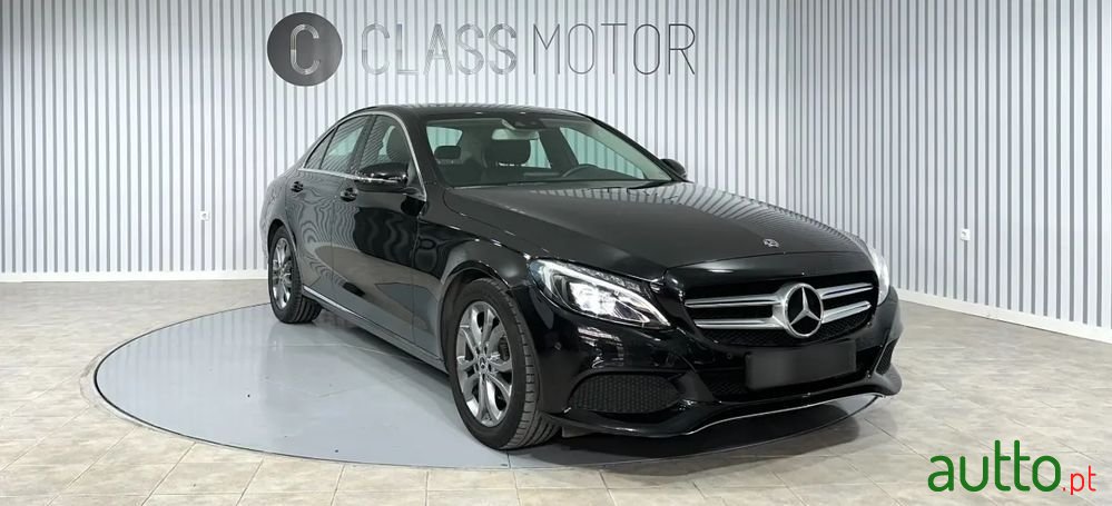2017' Mercedes-Benz Classe C photo #3
