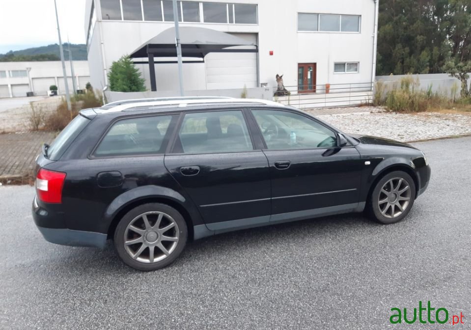 2002' Audi A4 photo #1