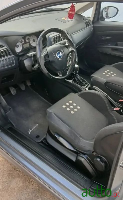2006' Fiat Grande Punto photo #5