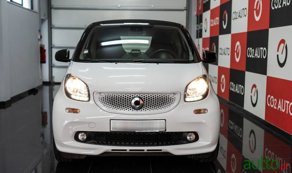 2019' Smart Fortwo 0.9 Passion 90 Aut photo #2