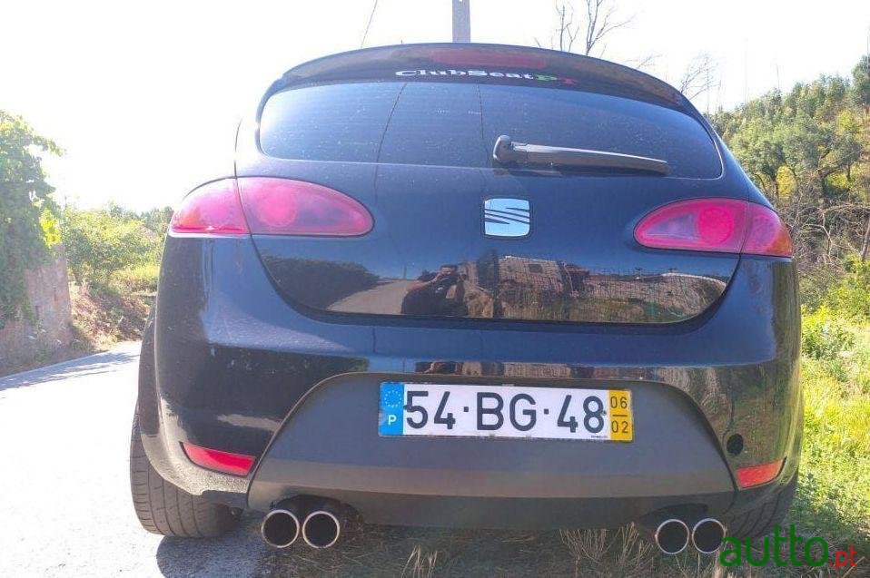 2006' SEAT Leon Sport photo #4