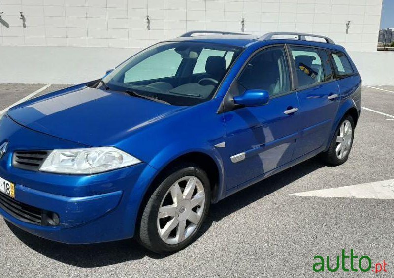 2006' Renault Megane Break photo #1