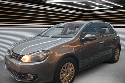 2011' Volkswagen Golf