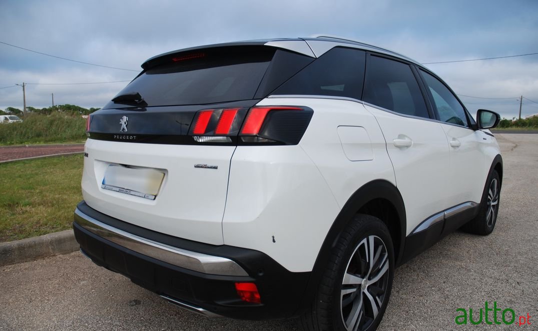 2017' Peugeot 3008 photo #6