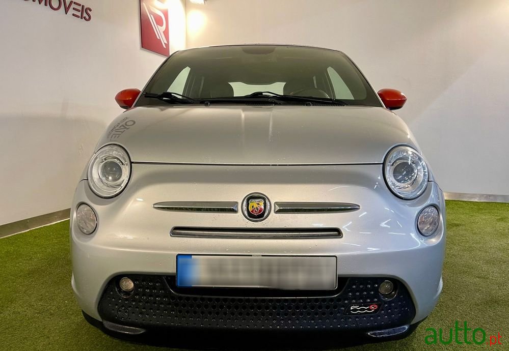 2015' Fiat 500 photo #2