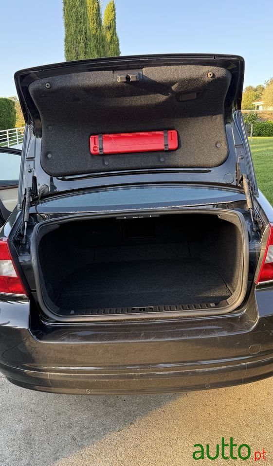 2010' Volvo S80 2.0 D3 Summum photo #5