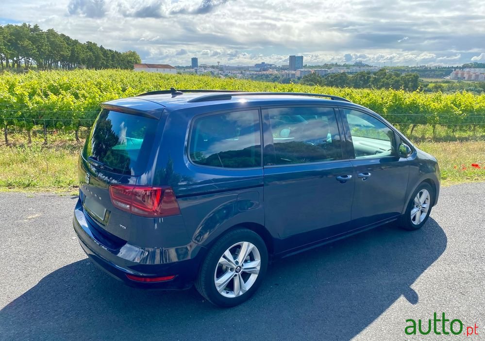 2017' SEAT Alhambra photo #4