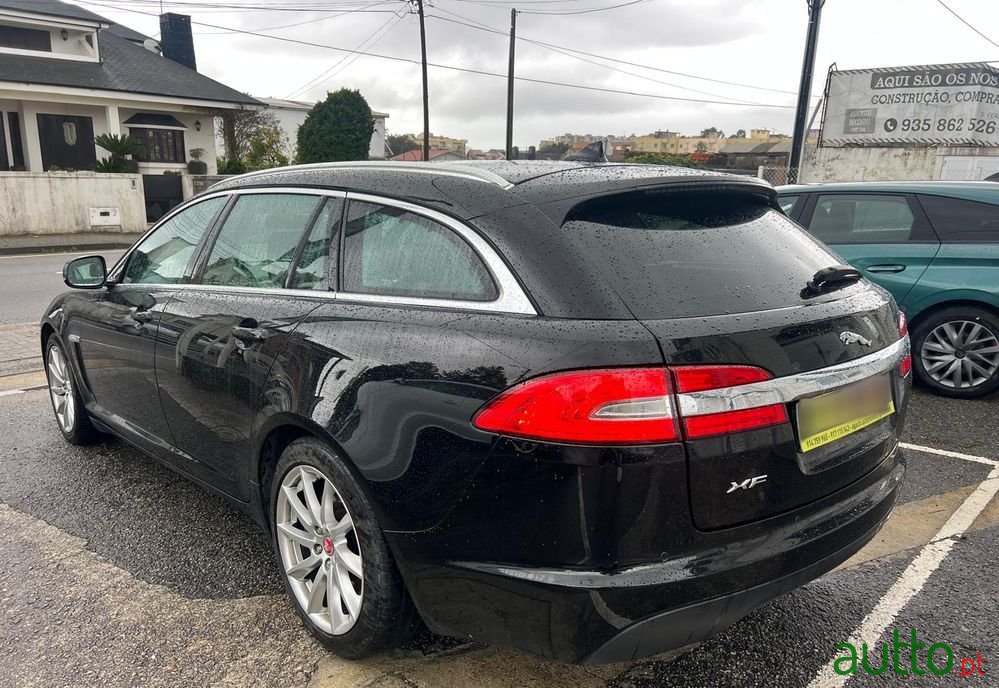 2014' Jaguar Xf Sportbrake 2.2 photo #2