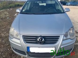 2008' Volkswagen Polo Sportline photo #1