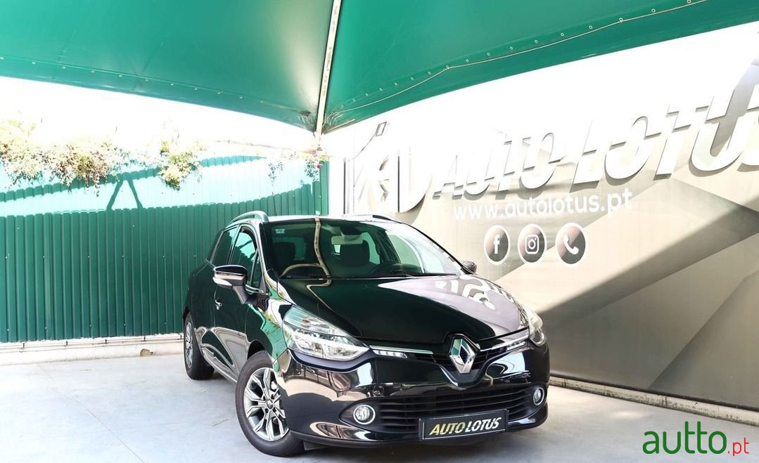 2014' Renault Clio Sport Tourer photo #1