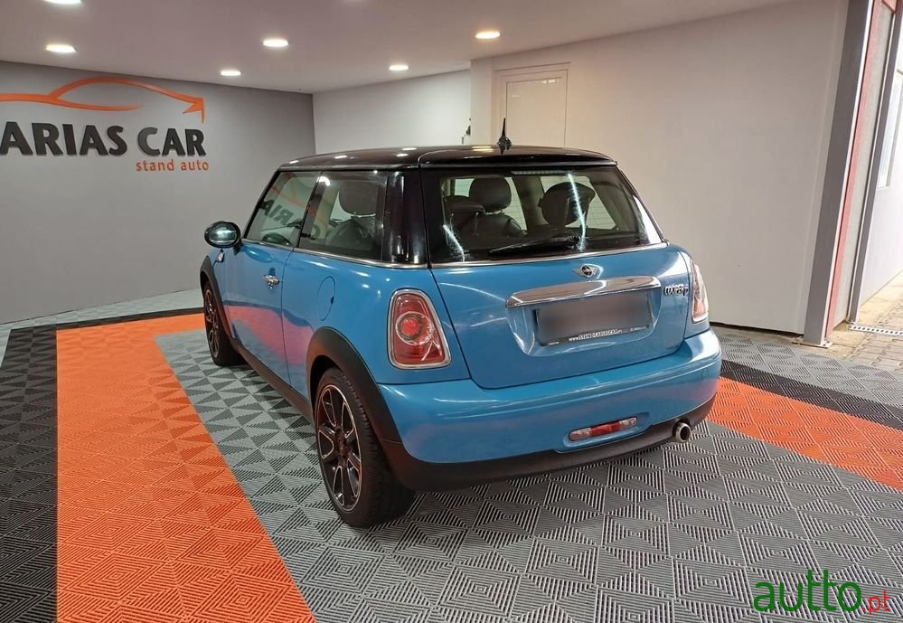 2012' MINI Cooper D 3 Portas photo #6