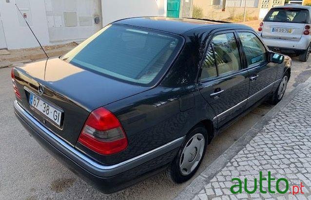 1994' Mercedes-Benz C-250 Elegance photo #2