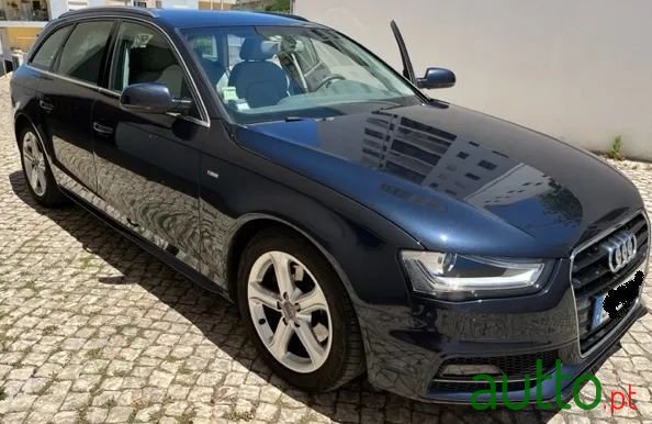 2013' Audi A4 Avant photo #1