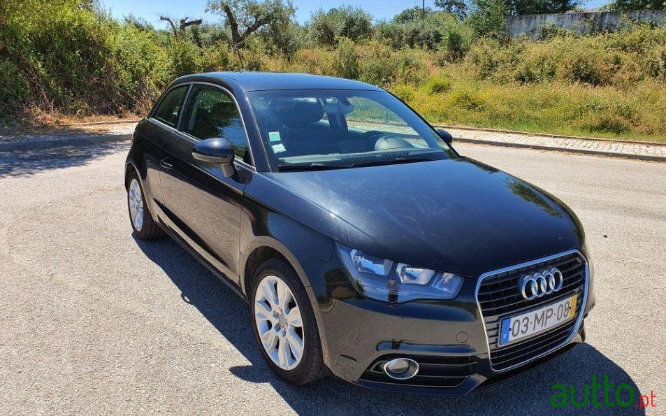 2011' Audi A1 Sportback photo #5