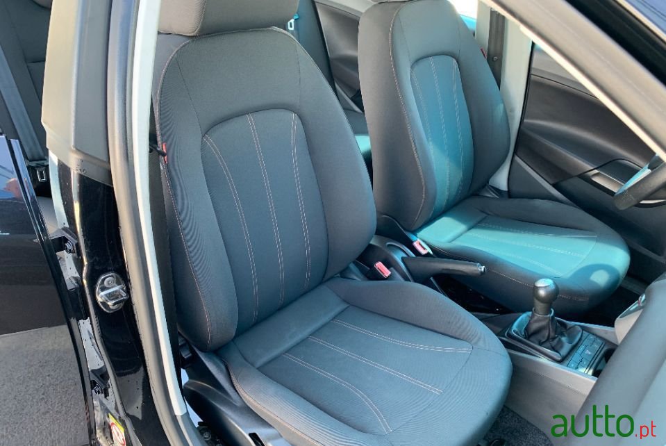 2011' SEAT Ibiza St photo #6