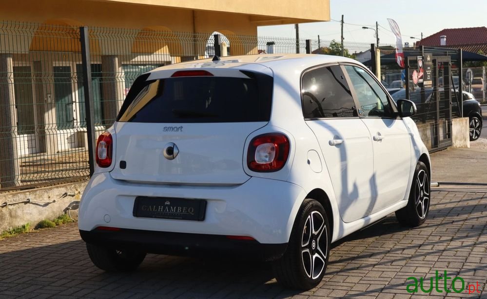 2020' Smart Forfour photo #3