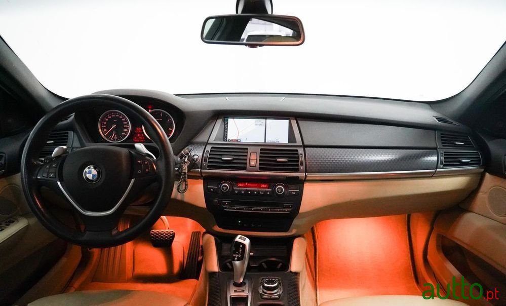 2009' BMW Série X 35 D Xdrive photo #5