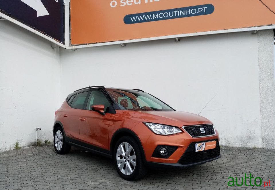 2020' SEAT Arona photo #3
