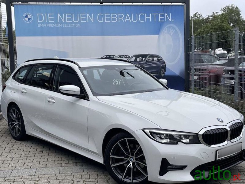 2019' BMW 320 D Touring photo #1