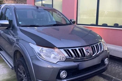 2017' Mitsubishi L200
