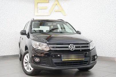 2011' Volkswagen Tiguan